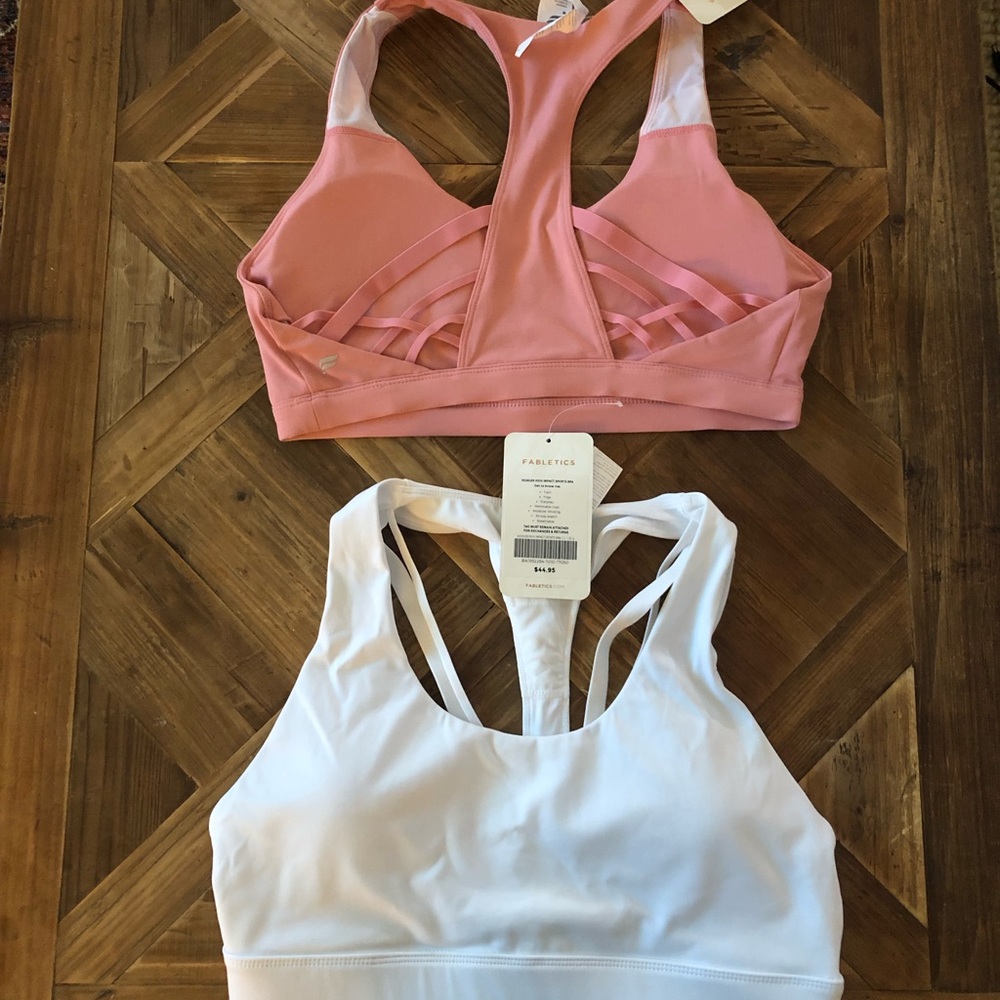 Fabletics brand sports bra